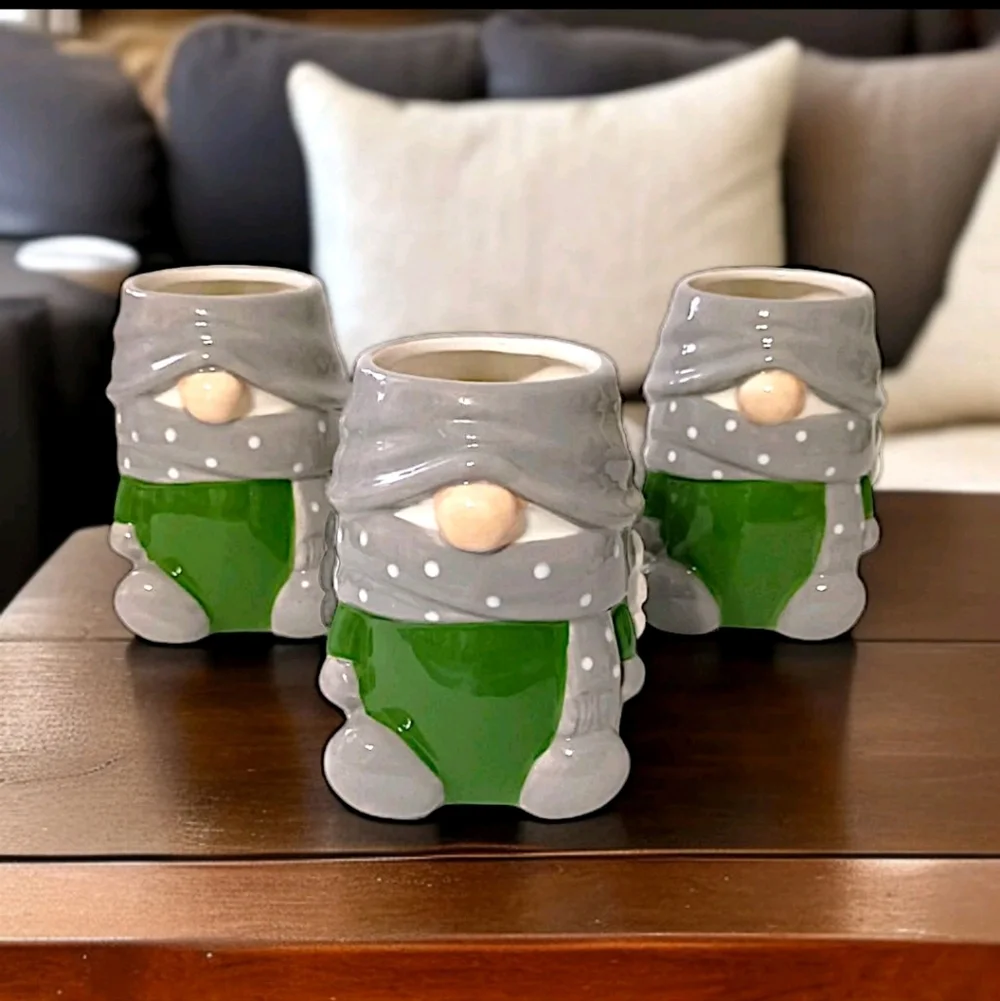 Pottery Barn Gnome Gnomette‎ Mug Set x 3 Ceramic Holiday Gray Green Polka Dots
